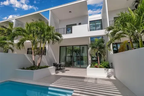 1542 4th Street Sarasota FL 34236