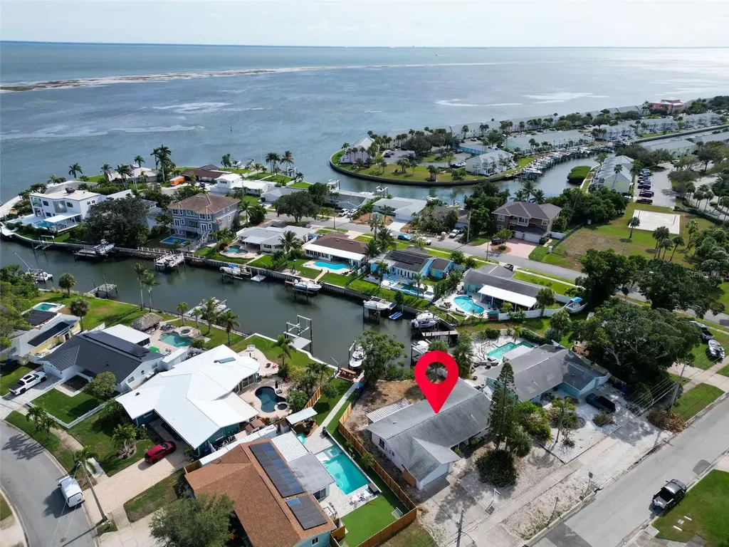 4540 Beach Drive SE St Petersburg FL 33705