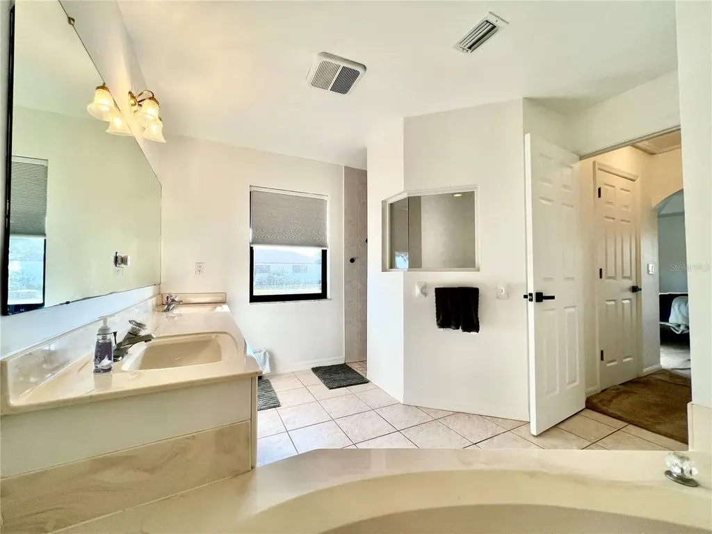 426 NW 37th Place Cape Coral FL 33993