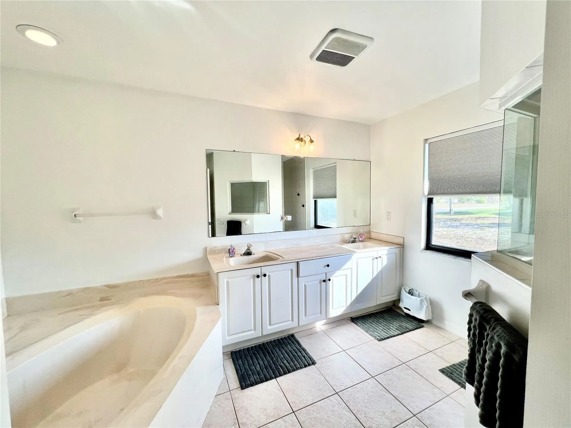 426 NW 37th Place Cape Coral FL 33993