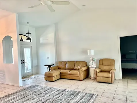 426 NW 37th Place Cape Coral FL 33993