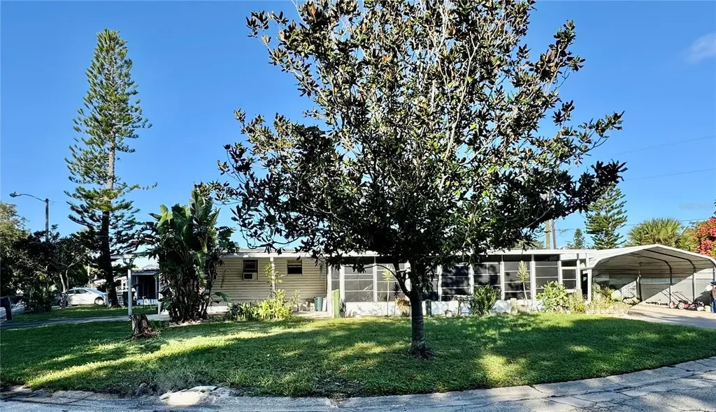 135 Oak Street Edgewater FL 32141