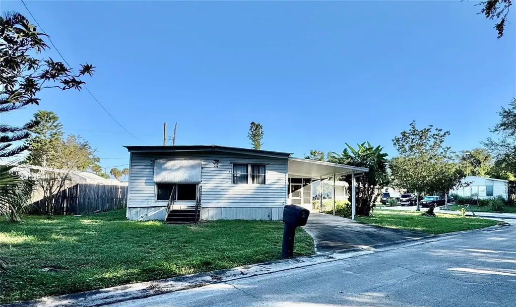 135 Oak Street Edgewater FL 32141