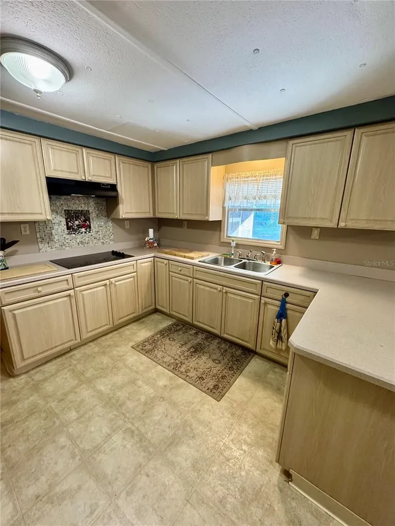 135 Oak Street Edgewater FL 32141