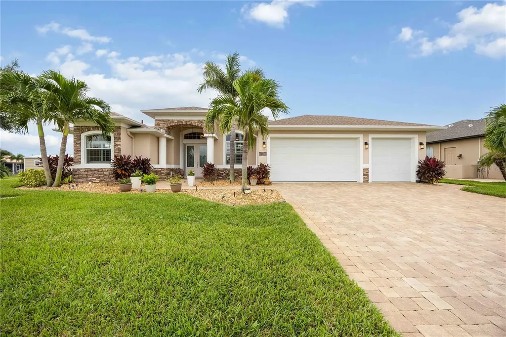 14123 Fruitport Circle Port Charlotte FL 33981