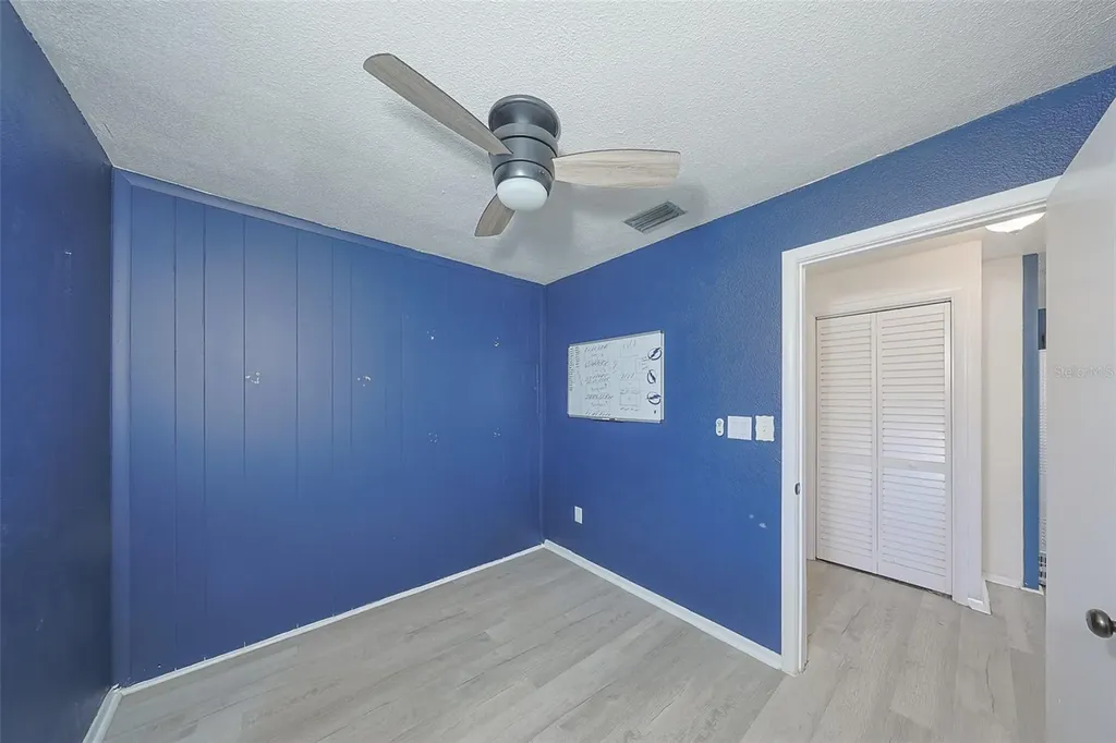 1507 76th Avenue N St Petersburg FL 33702