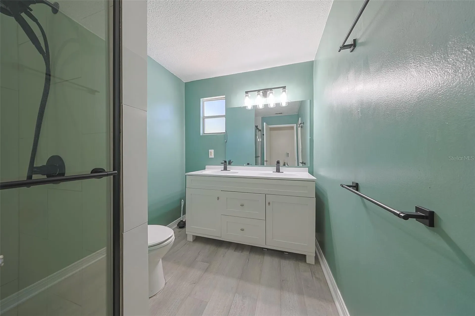 1507 76th Avenue N St Petersburg FL 33702