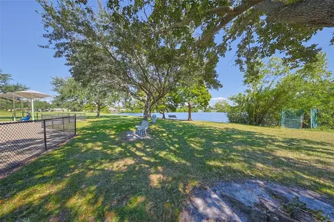 1507 76th Avenue N St Petersburg FL 33702