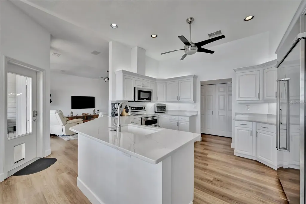 5918 Skimmer Point Boulevard S Gulfport FL 33707