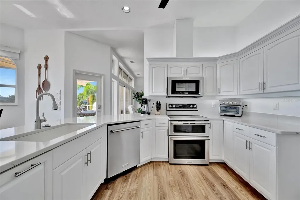 5918 Skimmer Point Boulevard S Gulfport FL 33707