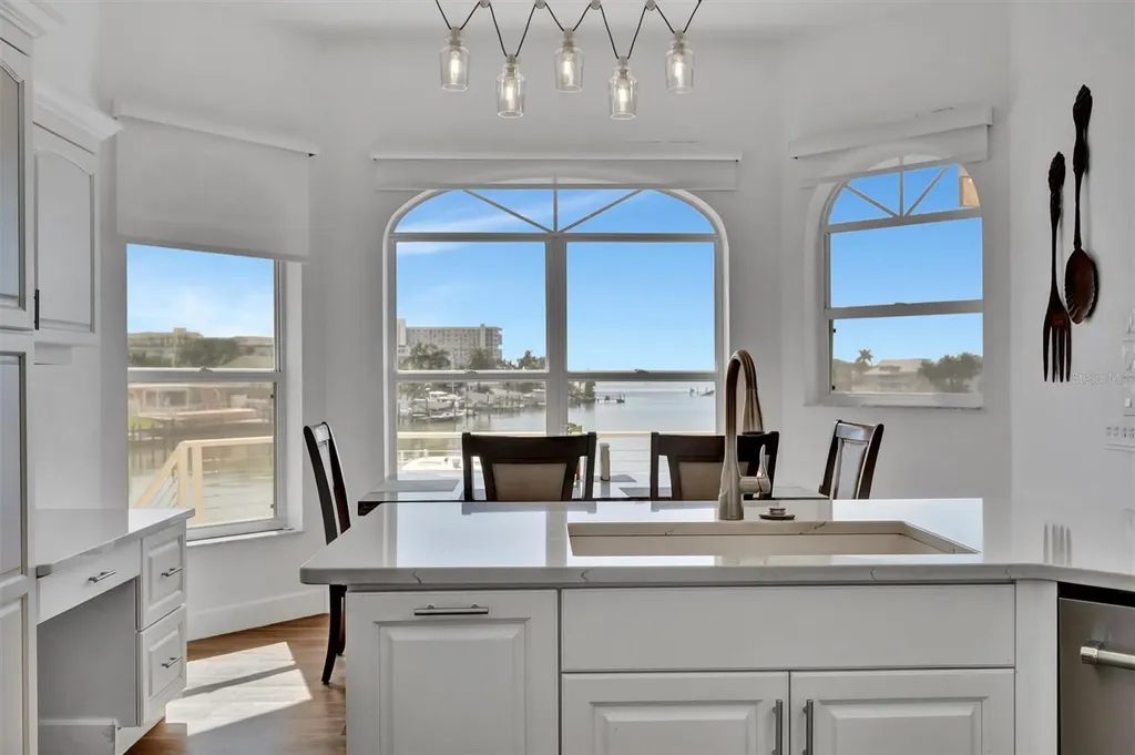 5918 Skimmer Point Boulevard S Gulfport FL 33707