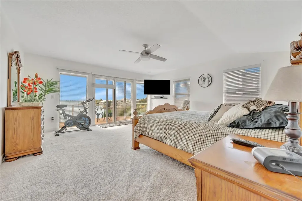 5918 Skimmer Point Boulevard S Gulfport FL 33707
