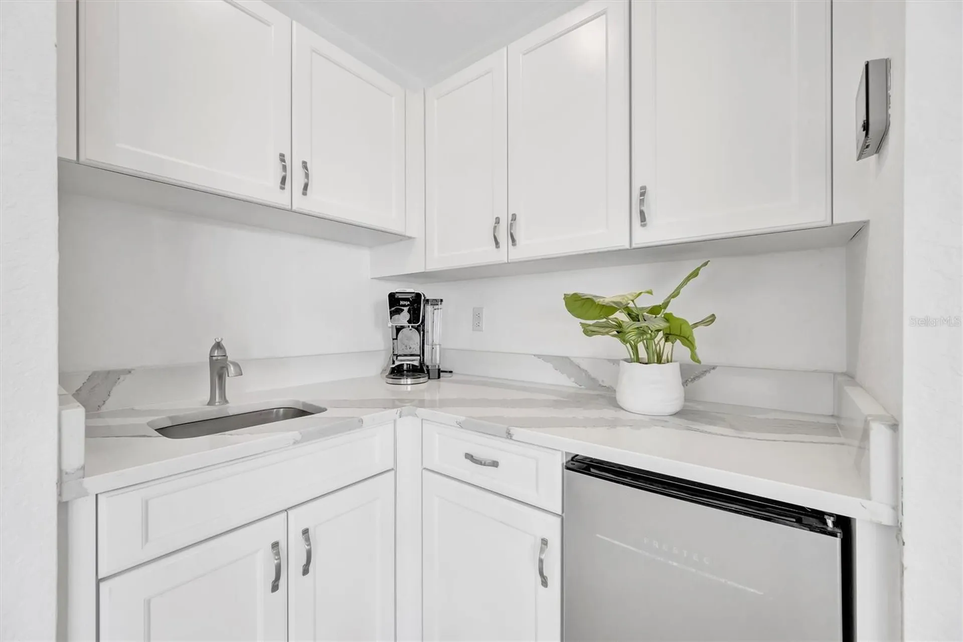 5918 Skimmer Point Boulevard S Gulfport FL 33707