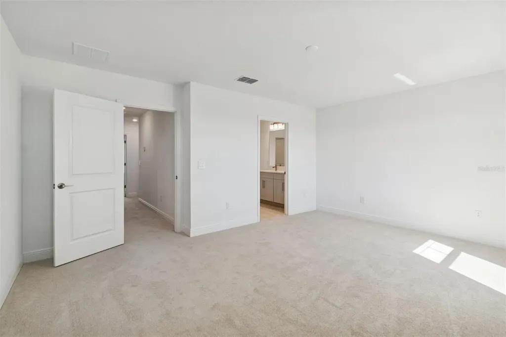 8011 Seaflower Parkway Bradenton FL 34210