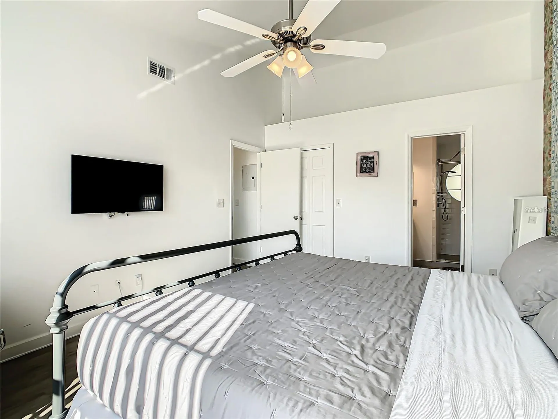 5006 Laguna Bay Circle Kissimmee FL 34746