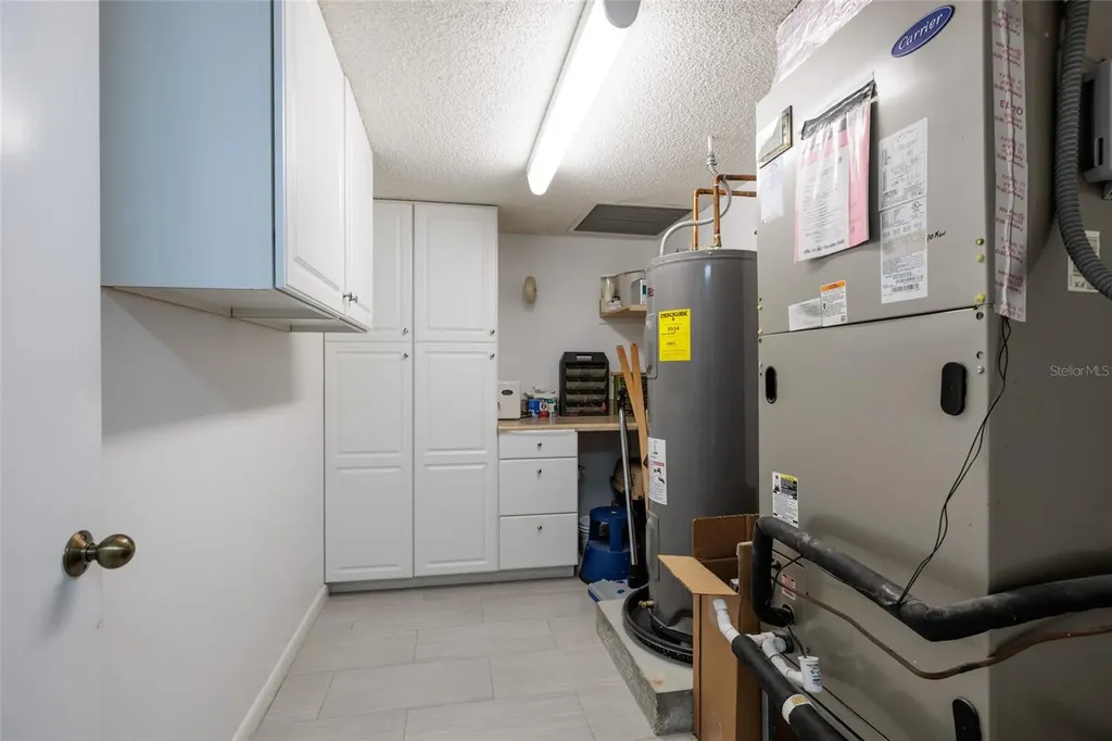 2795 Kipps Colony Drive S St Petersburg FL 33707
