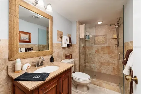 2795 Kipps Colony Drive S St Petersburg FL 33707