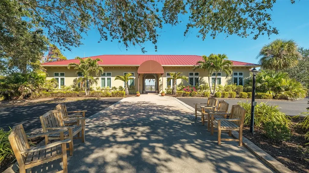 10045 Links Lane Rotonda West FL 33947