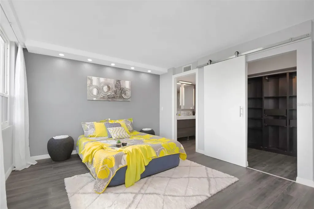 2617 Cove Cay Drive Clearwater FL 33760