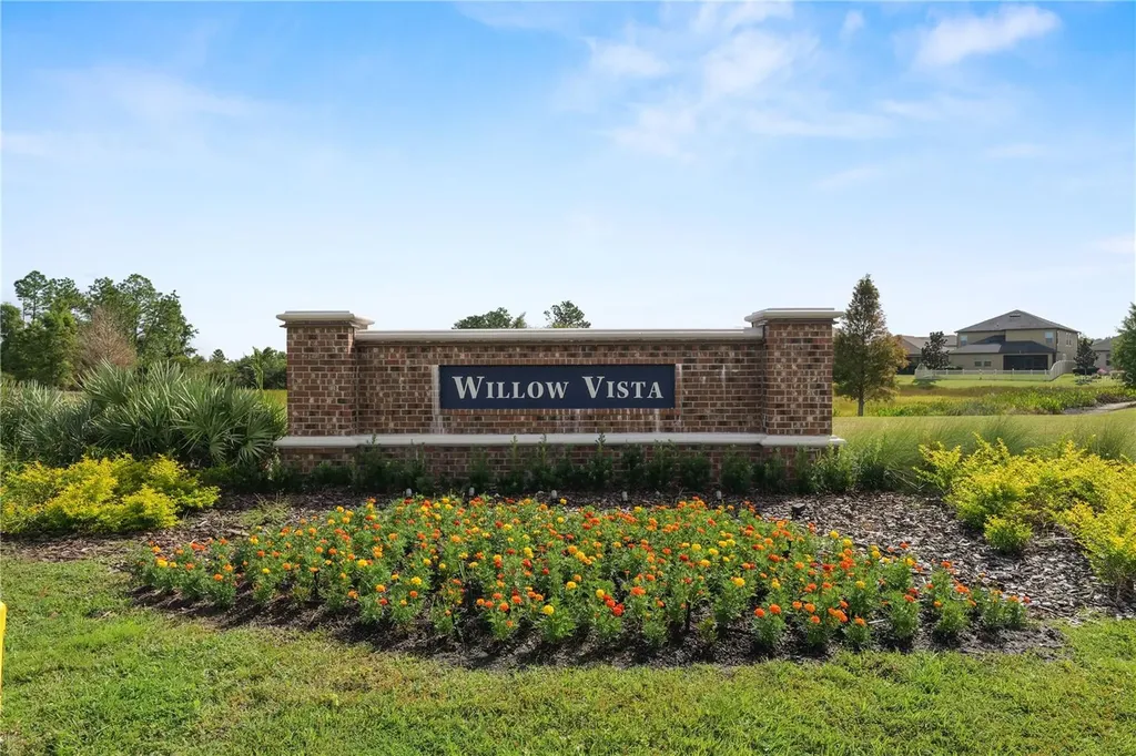9039 Pleasant Woods Drive Land O Lakes FL 34637