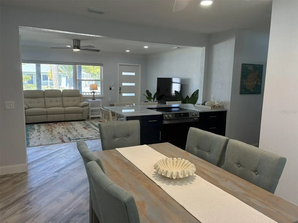 460 87th Avenue St Pete Beach FL 33706