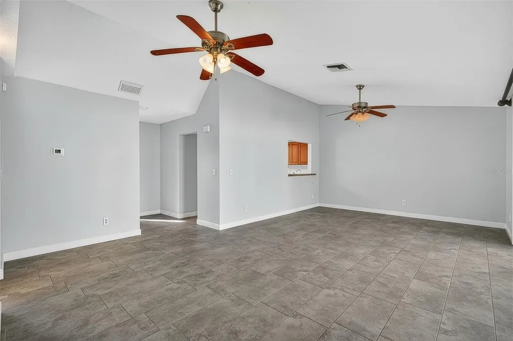 321 Windrush Loop Tarpon Springs FL 34689
