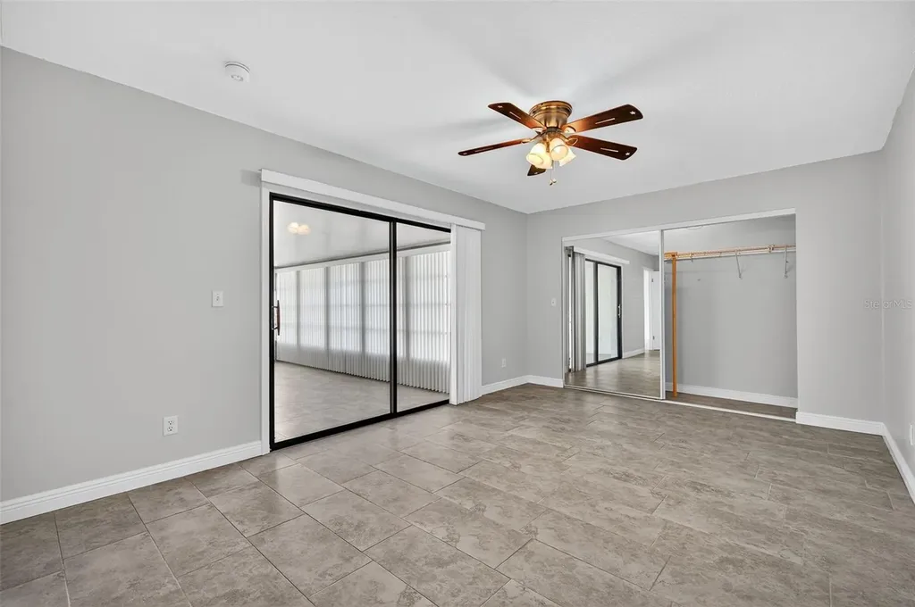 321 Windrush Loop Tarpon Springs FL 34689