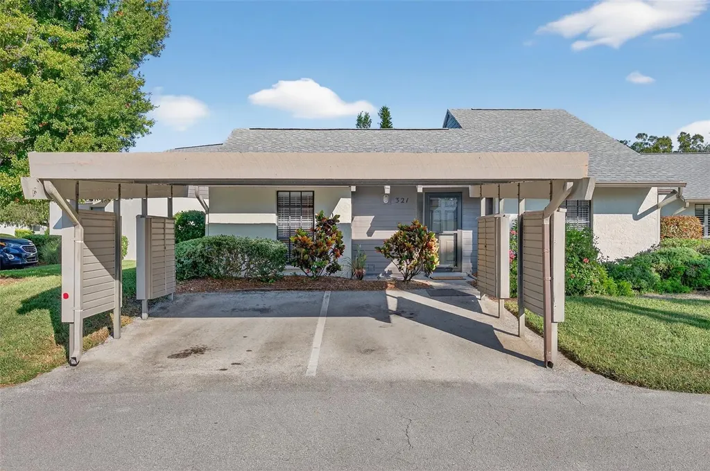 321 Windrush Loop Tarpon Springs FL 34689