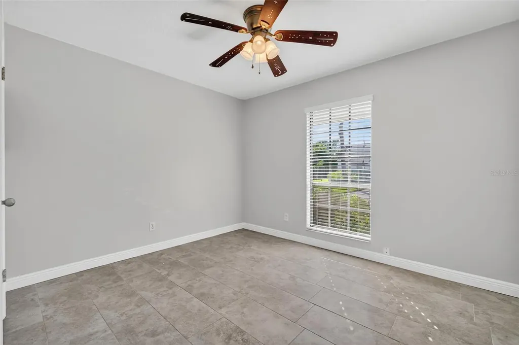 321 Windrush Loop Tarpon Springs FL 34689