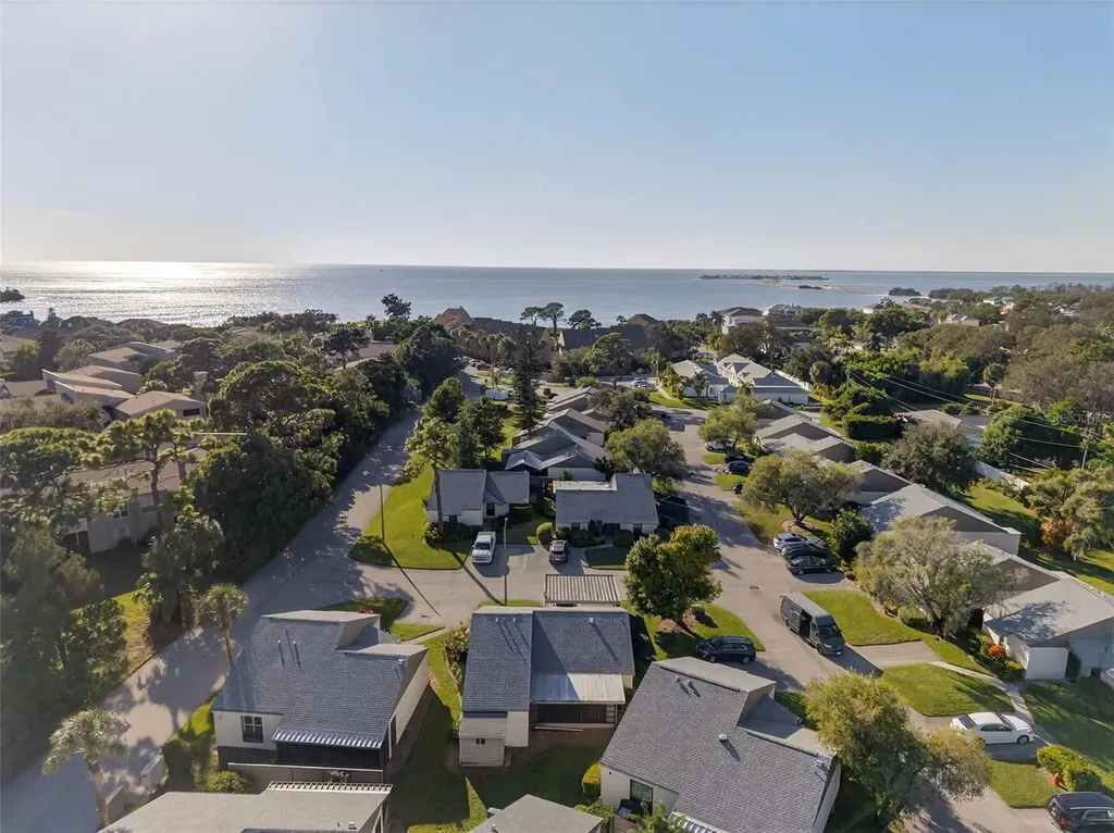 321 Windrush Loop Tarpon Springs FL 34689