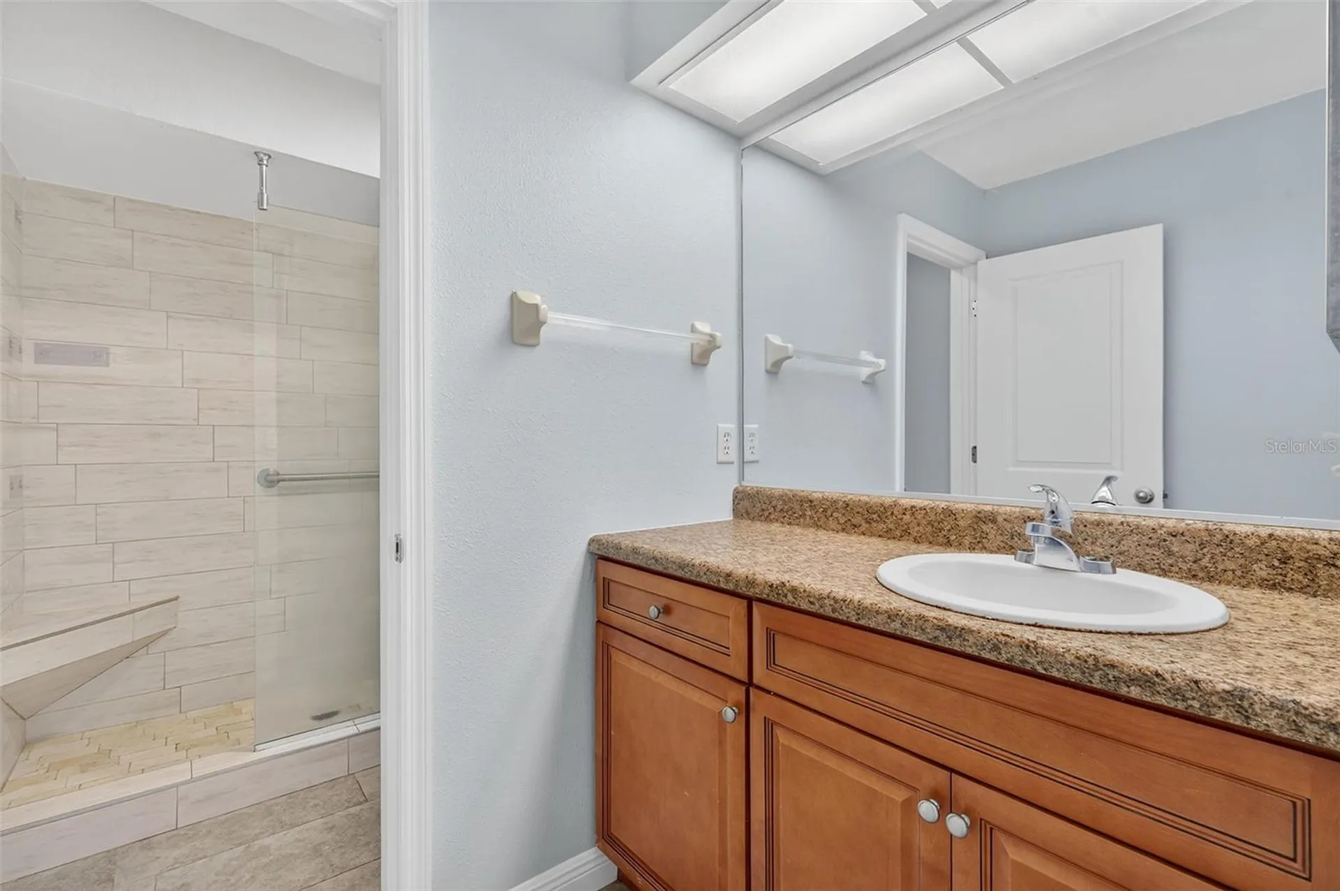 321 Windrush Loop Tarpon Springs FL 34689