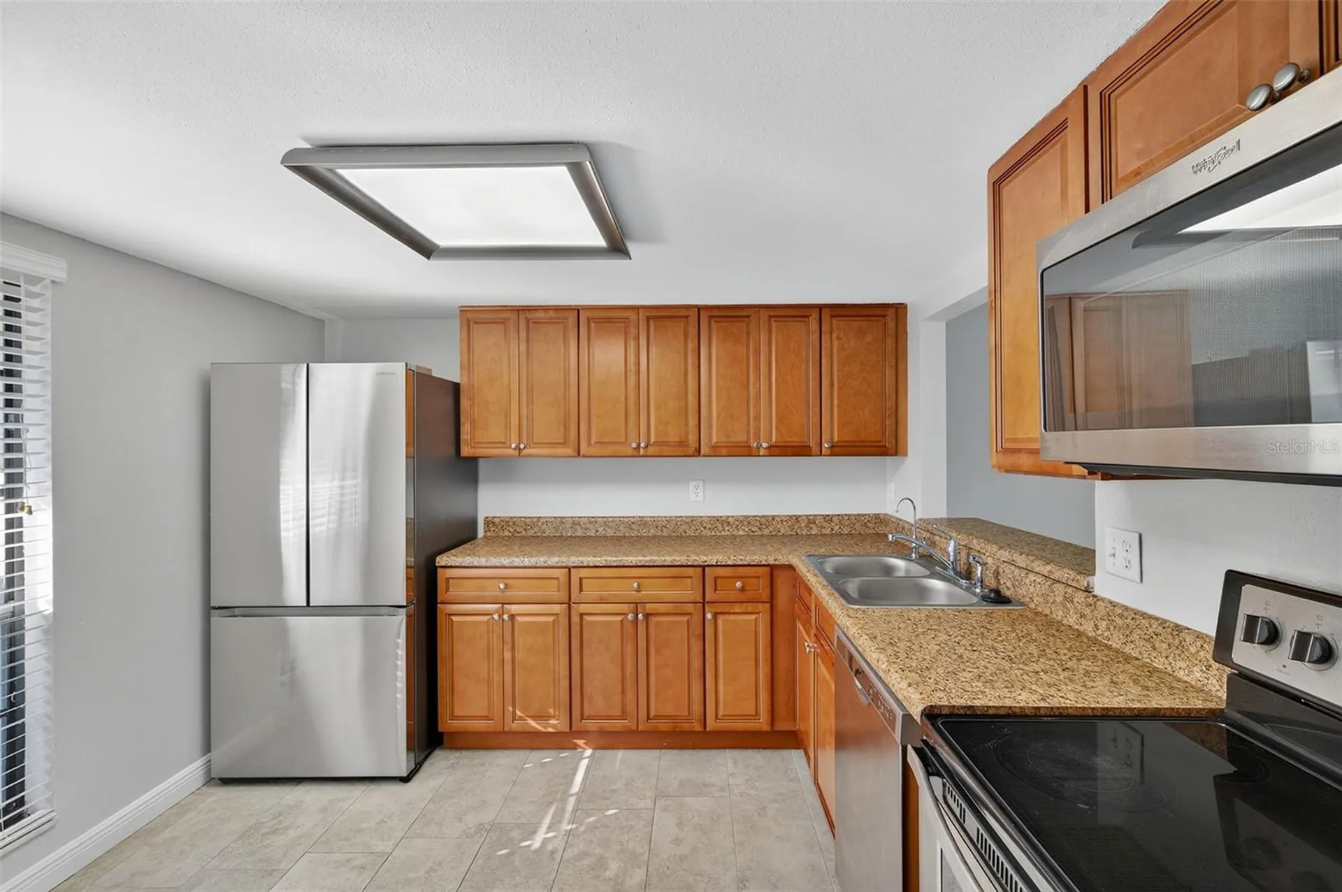 321 Windrush Loop Tarpon Springs FL 34689