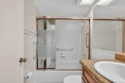 321 Windrush Loop Tarpon Springs FL 34689