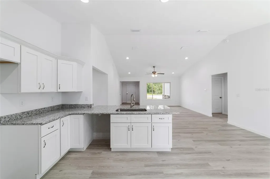 13103 NE 7th Loop Silver Springs FL 34488