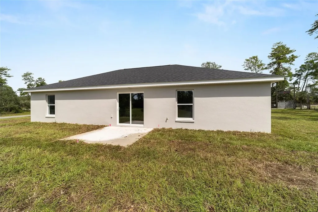 13103 NE 7th Loop Silver Springs FL 34488