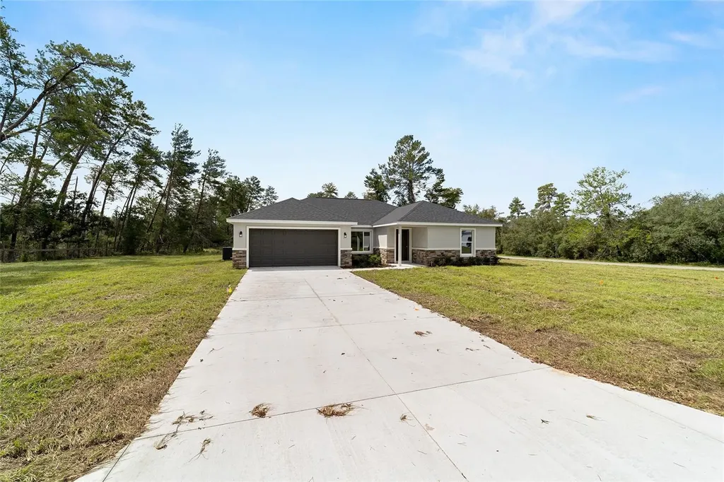 13103 NE 7th Loop Silver Springs FL 34488