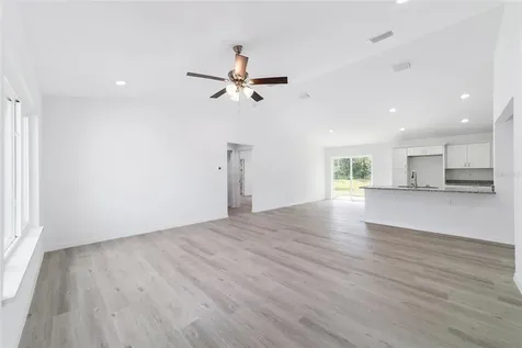 13103 NE 7th Loop Silver Springs FL 34488