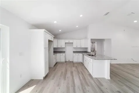 13103 NE 7th Loop Silver Springs FL 34488