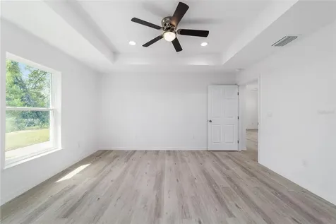 13103 NE 7th Loop Silver Springs FL 34488