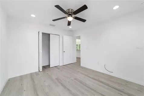 13103 NE 7th Loop Silver Springs FL 34488