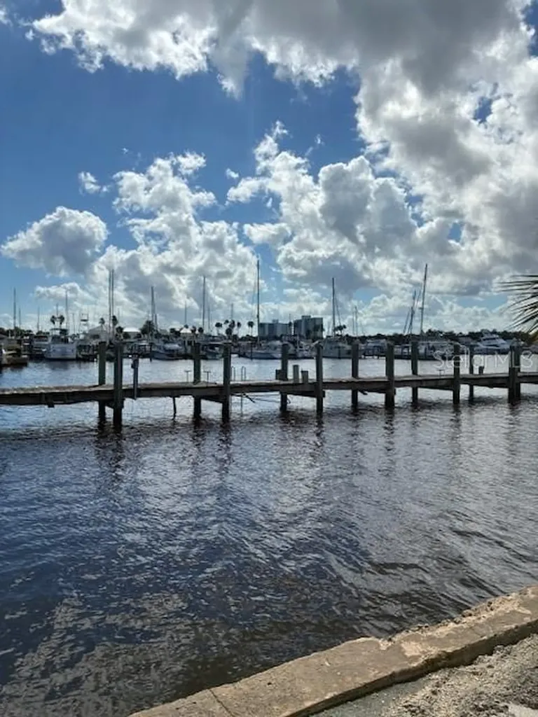 638 Orange Avenue Daytona Beach FL 32114