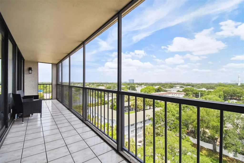 3211 W Swann Avenue Tampa FL 33609