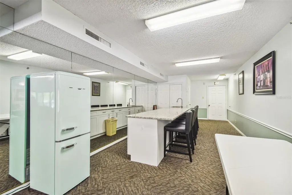 3211 W Swann Avenue Tampa FL 33609