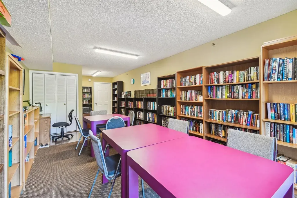 3211 W Swann Avenue Tampa FL 33609