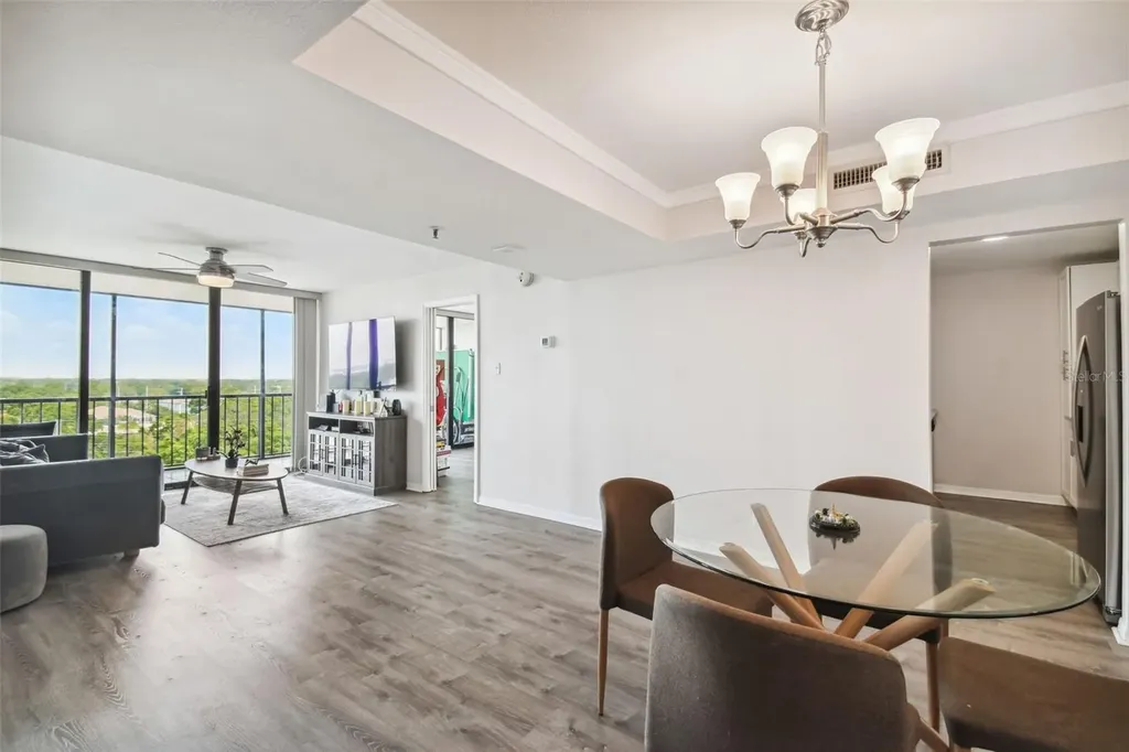 3211 W Swann Avenue Tampa FL 33609