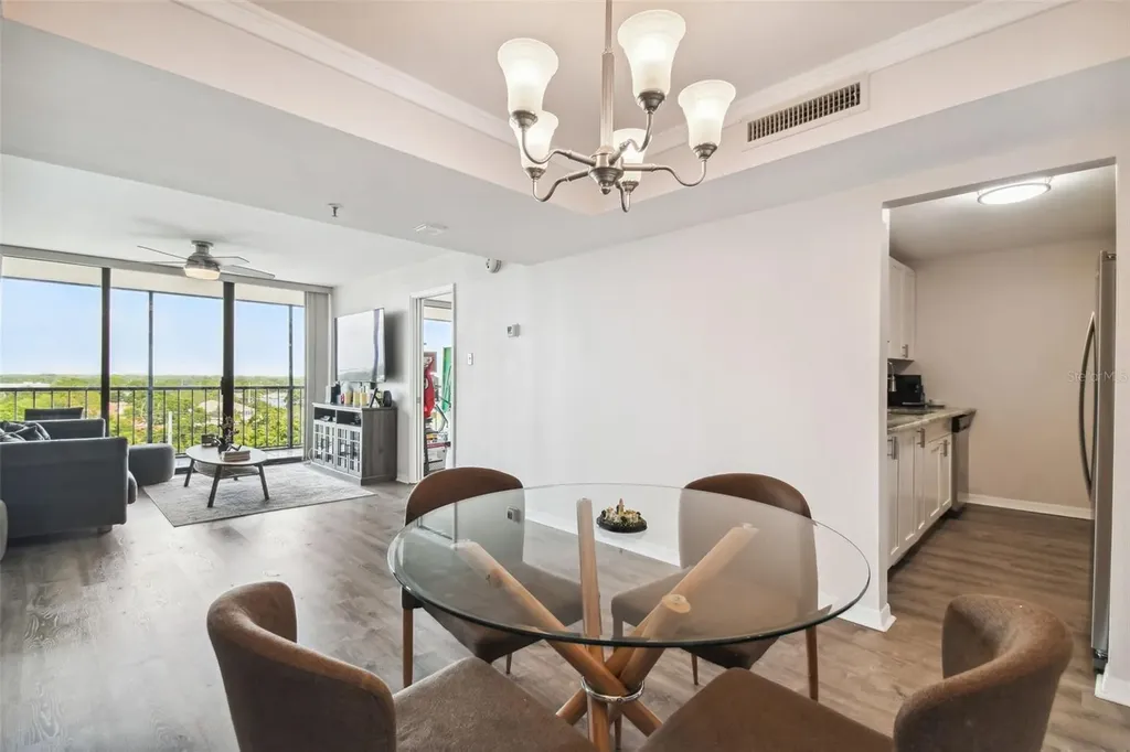 3211 W Swann Avenue Tampa FL 33609