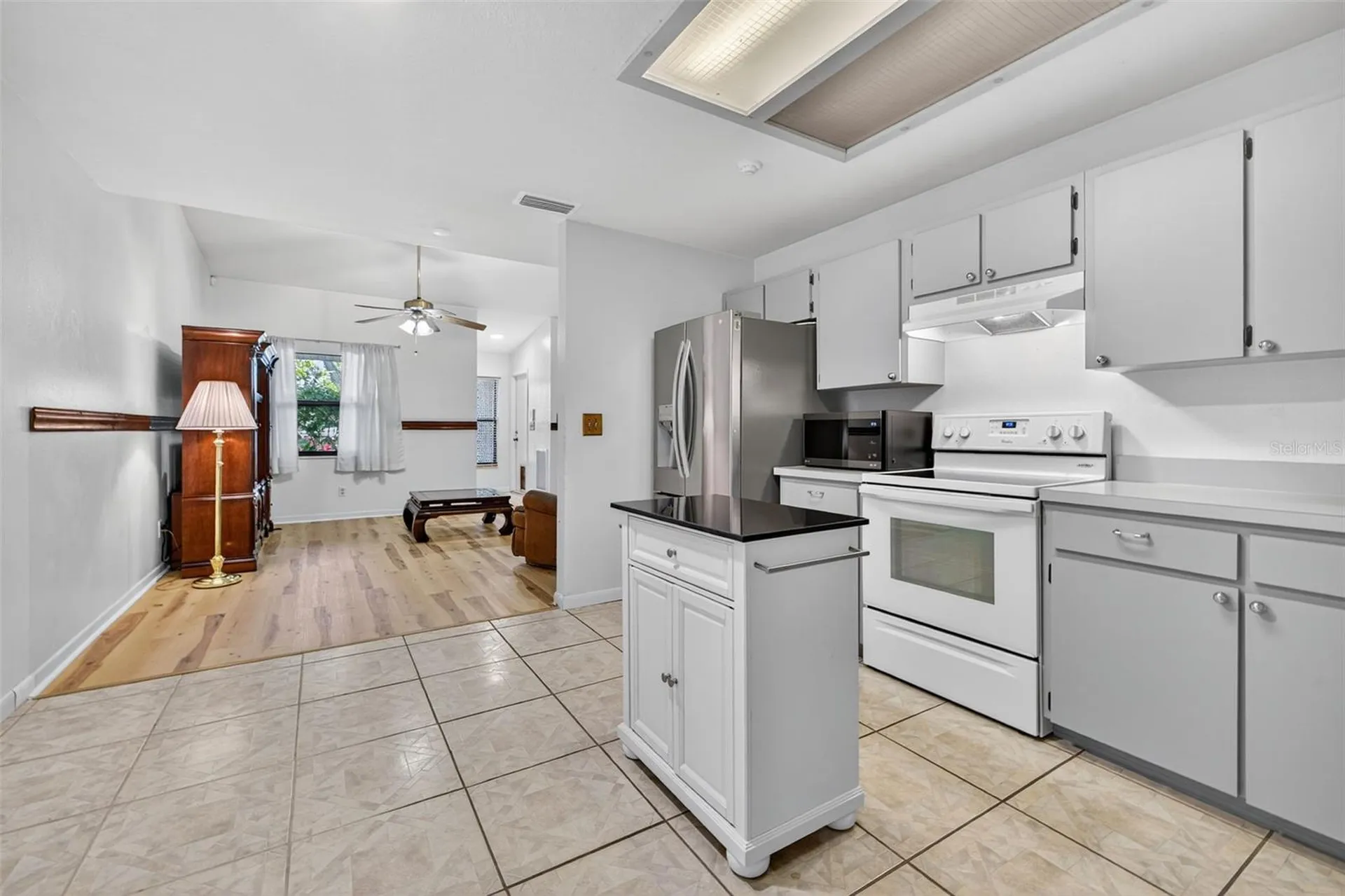 7016 2nd Street N St Petersburg FL 33702