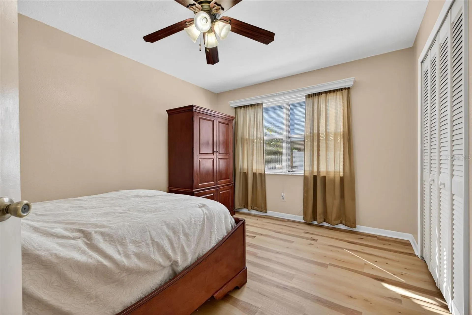 7016 2nd Street N St Petersburg FL 33702