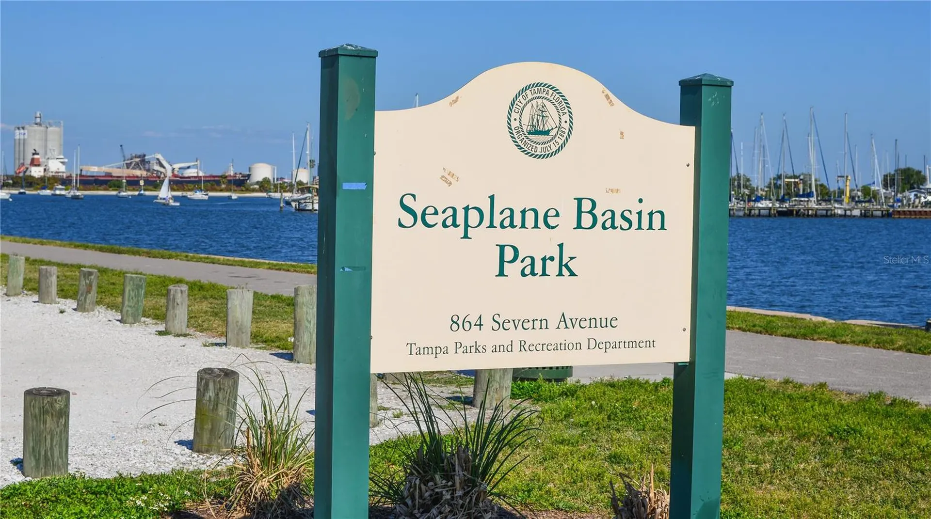 566 Rhine Avenue Tampa FL 33606