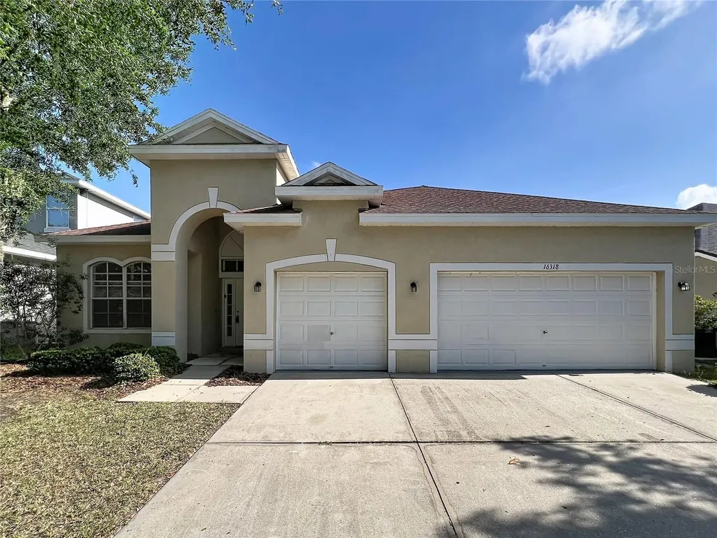 16318 Bridgelawn Avenue Lithia FL 33547